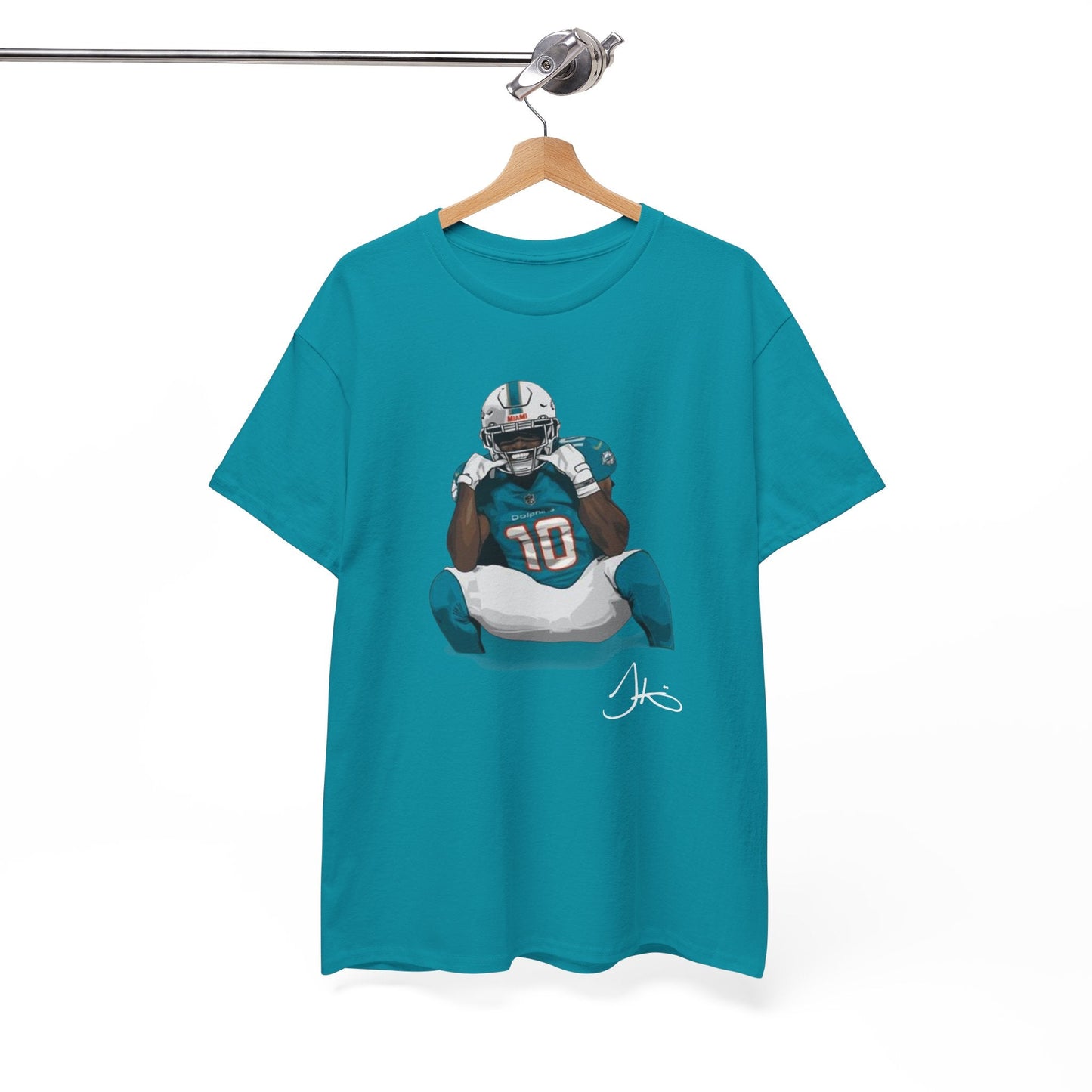 Don’t miss this Tyreek Hill shirt – graphic tee exclusive for NFL season