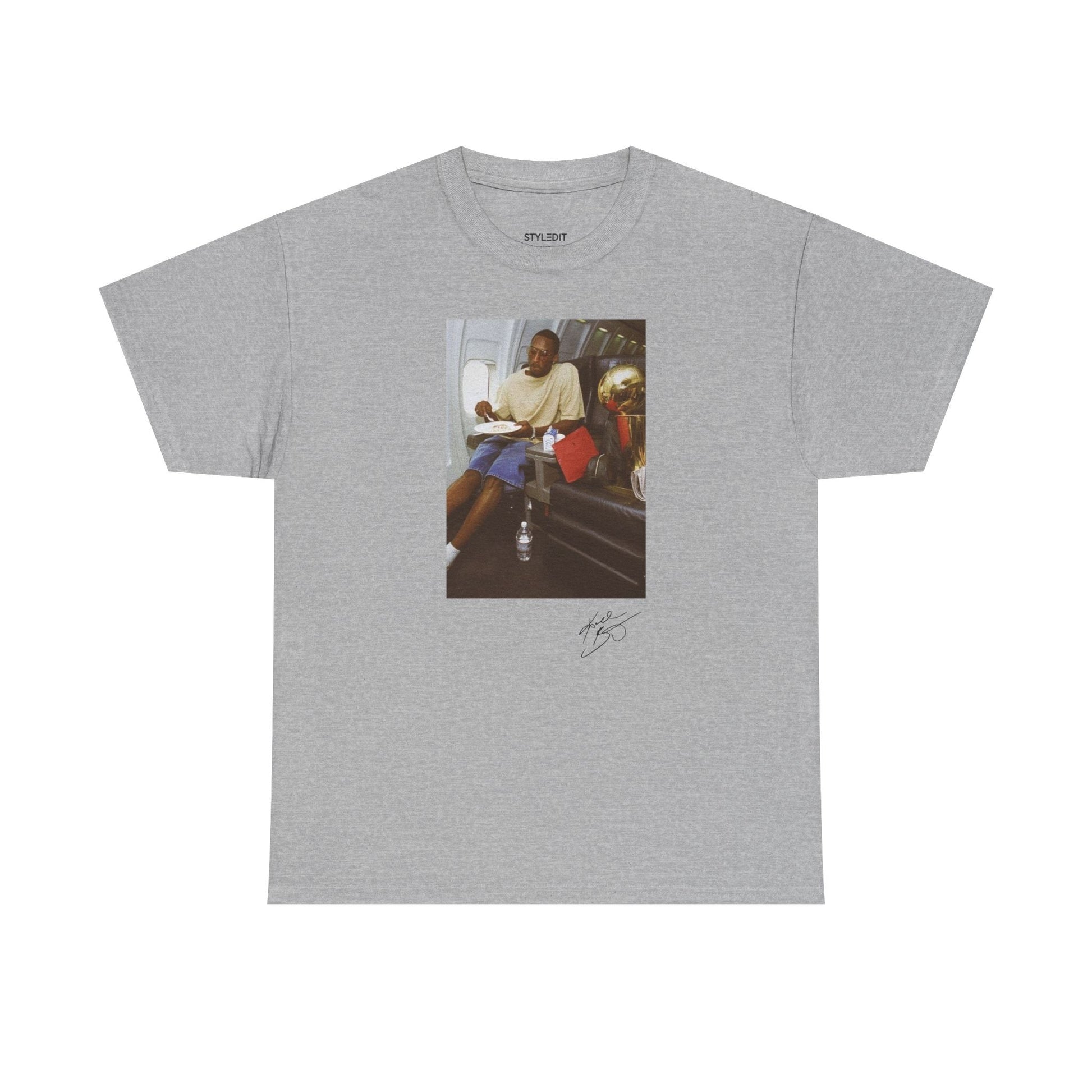 Show off your respect for Kobe Bryant with this shirt