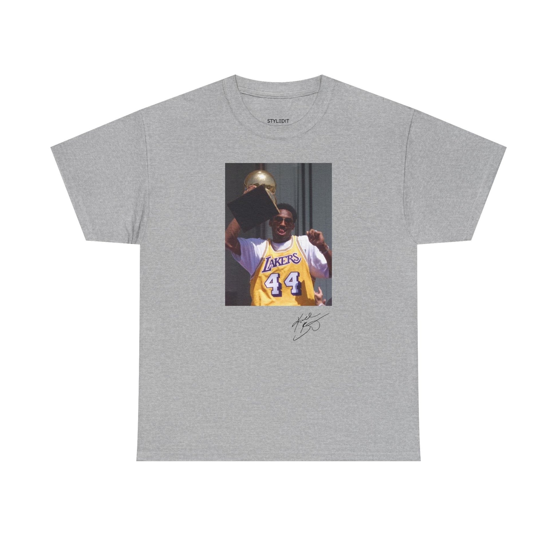 Celebrate Kobe Bryant’s legacy with this stylish shirt