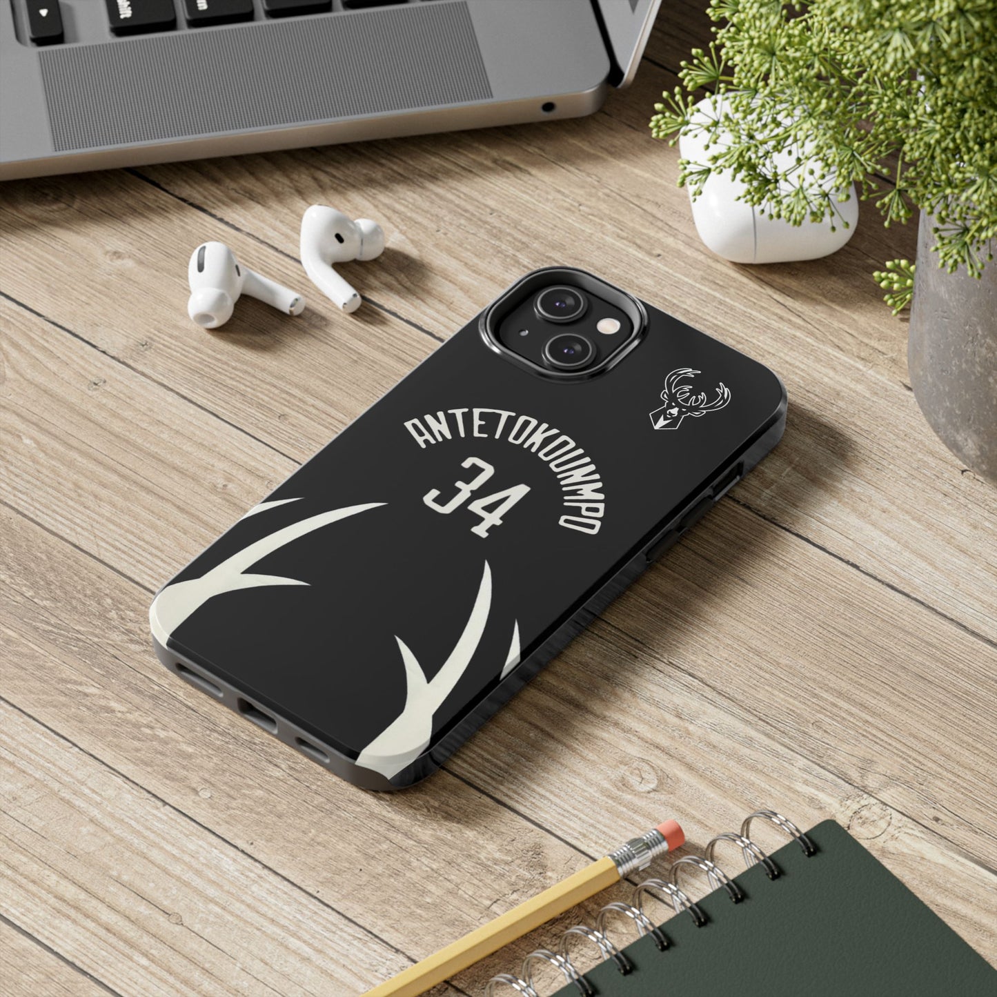 Giannis Antetokounmpo Milwaukee Bucks – Basketball iPhone and Samsung Case Black